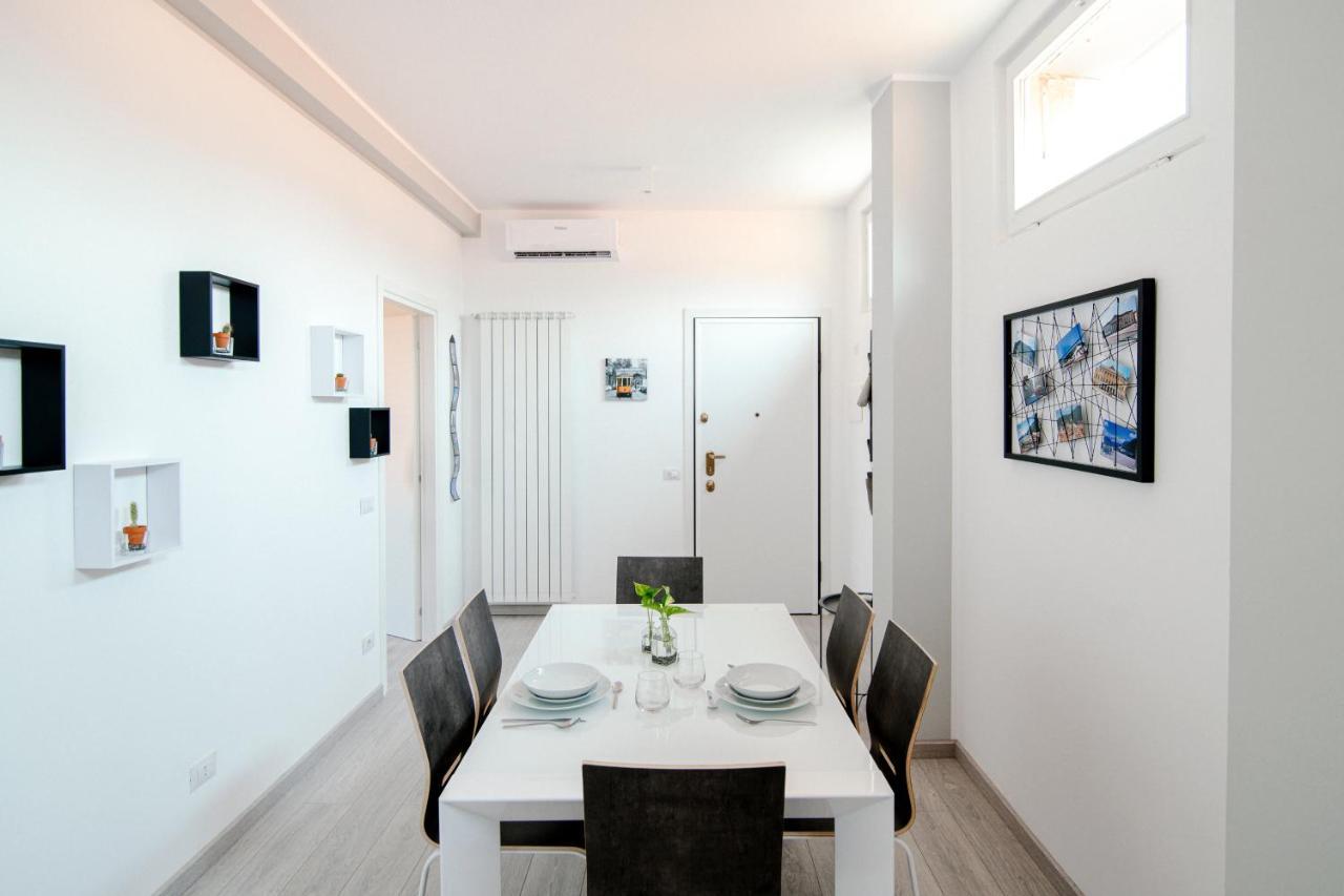 Bright Home - The House Of Travelers Como Ngoại thất bức ảnh